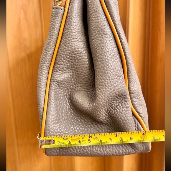 Valentina Italian Leather Tote - Picture 10 of 11